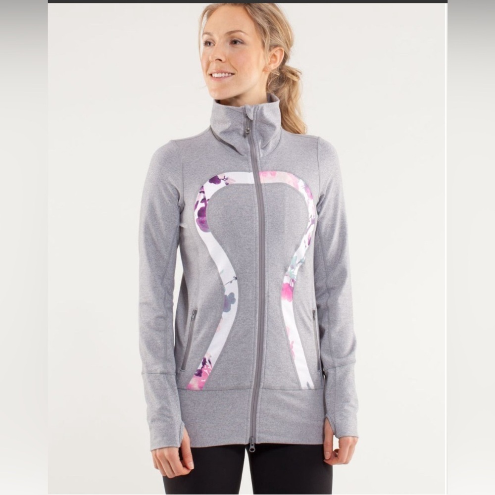 RARE NWOT LULULEMON In Stride Jacket